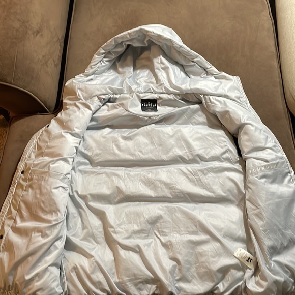 Youngla winter vest - Picture 3 of 3